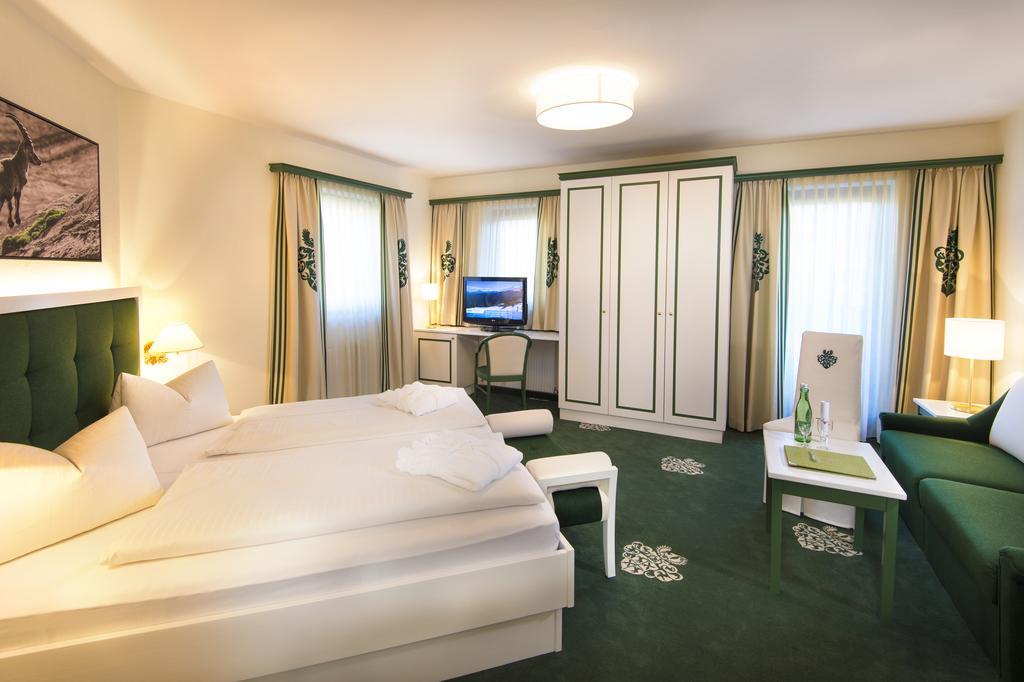 Hotel Zum Jungen Roemer Radstadt Dış mekan fotoğraf
