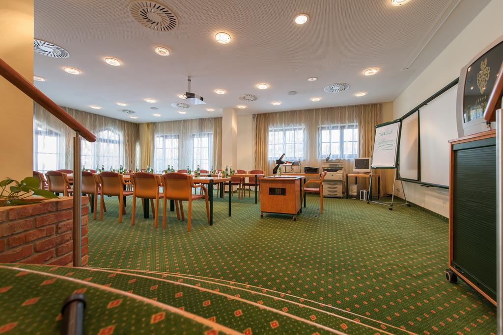 Hotel Zum Jungen Roemer Radstadt Dış mekan fotoğraf