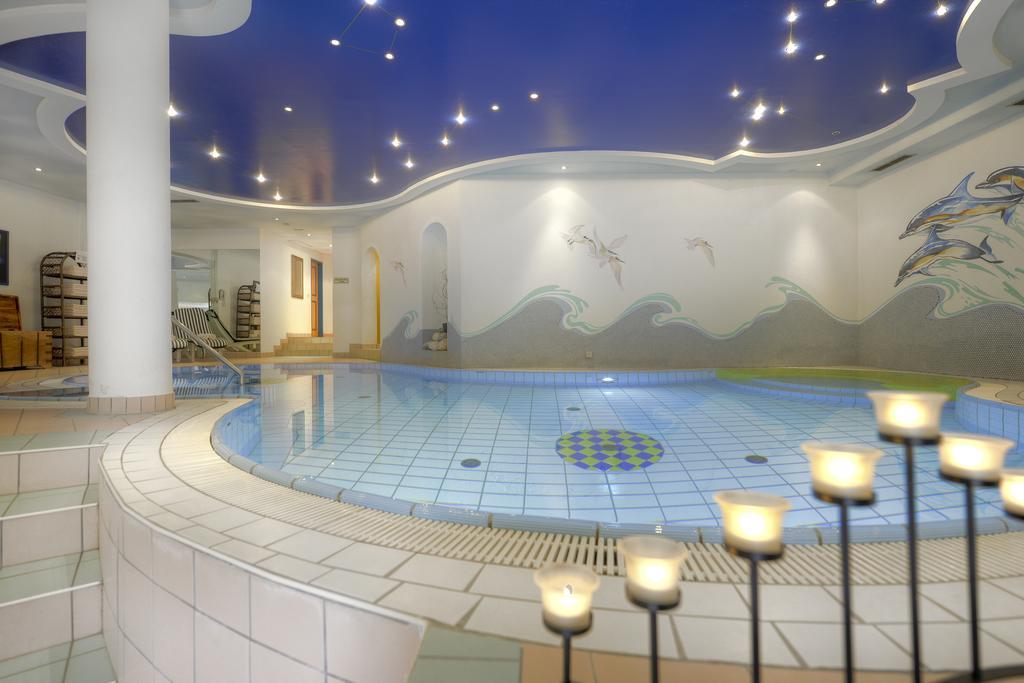Hotel Zum Jungen Roemer Radstadt Dış mekan fotoğraf